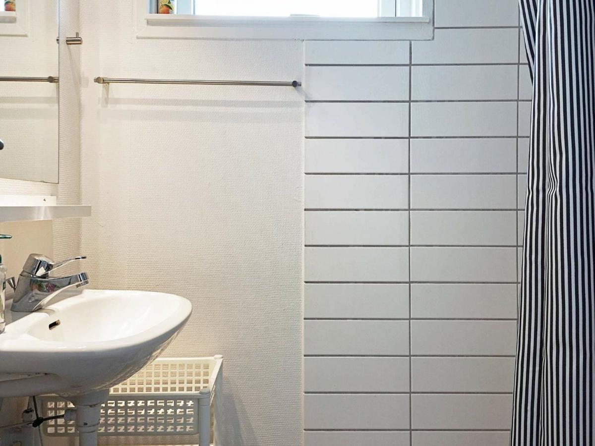 Three-Bedroom Holiday Home In Hasle 3 Vang  Rom bilde