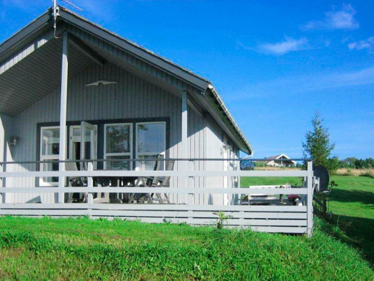 Three-Bedroom Holiday Home In Hasle 3 Vang  Eksteriør bilde